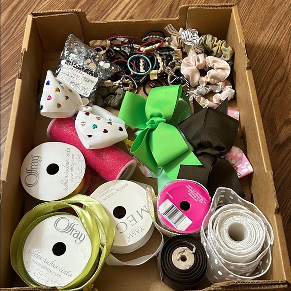 Colorful Ribbon and Bow Collection - Picture 8 of 8